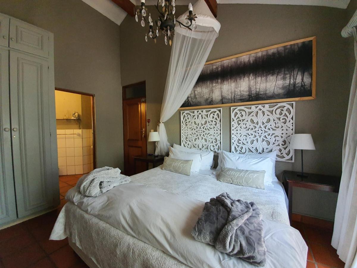 Waterhouse Guest Lodge - Indus Street Pretoria-Noord Esterno foto