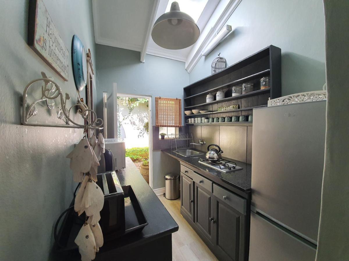 Waterhouse Guest Lodge - Indus Street Pretoria-Noord Esterno foto