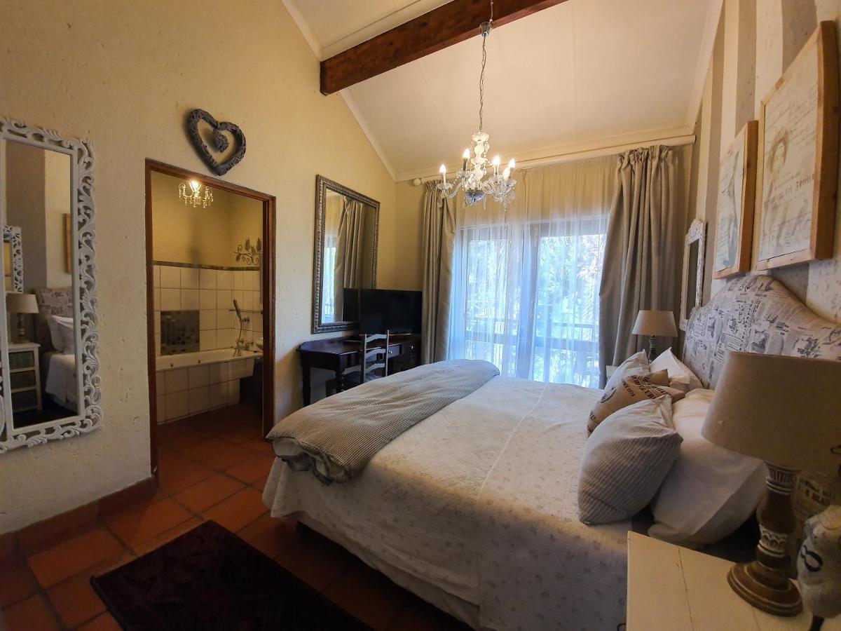 Waterhouse Guest Lodge - Indus Street Pretoria-Noord Esterno foto