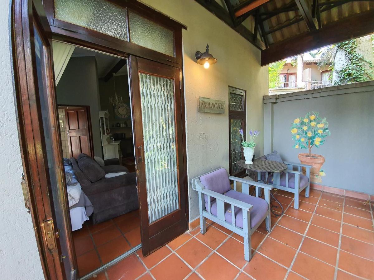 Waterhouse Guest Lodge - Indus Street Pretoria-Noord Esterno foto