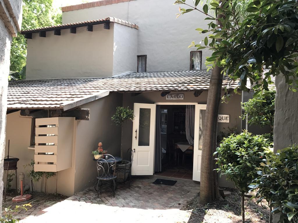 Waterhouse Guest Lodge - Indus Street Pretoria-Noord Esterno foto