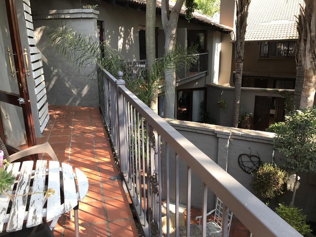 Waterhouse Guest Lodge - Indus Street Pretoria-Noord Esterno foto