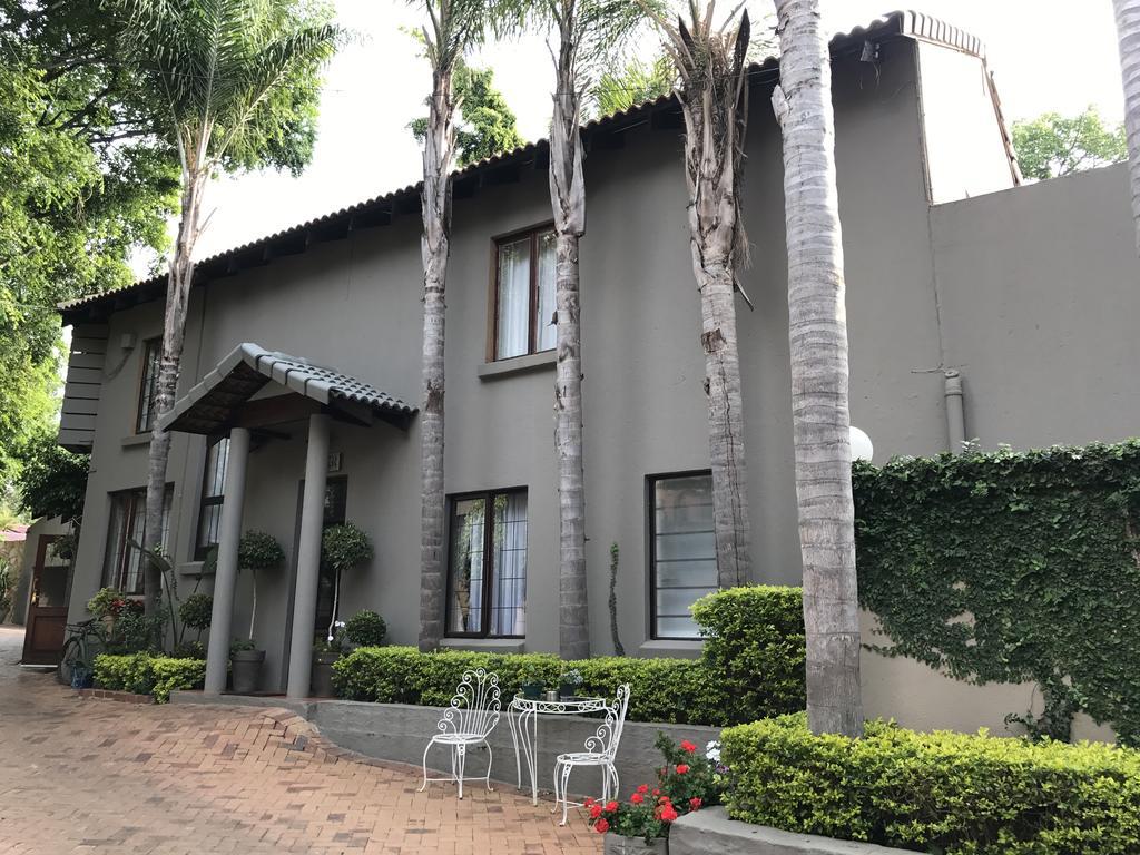 Waterhouse Guest Lodge - Indus Street Pretoria-Noord Esterno foto